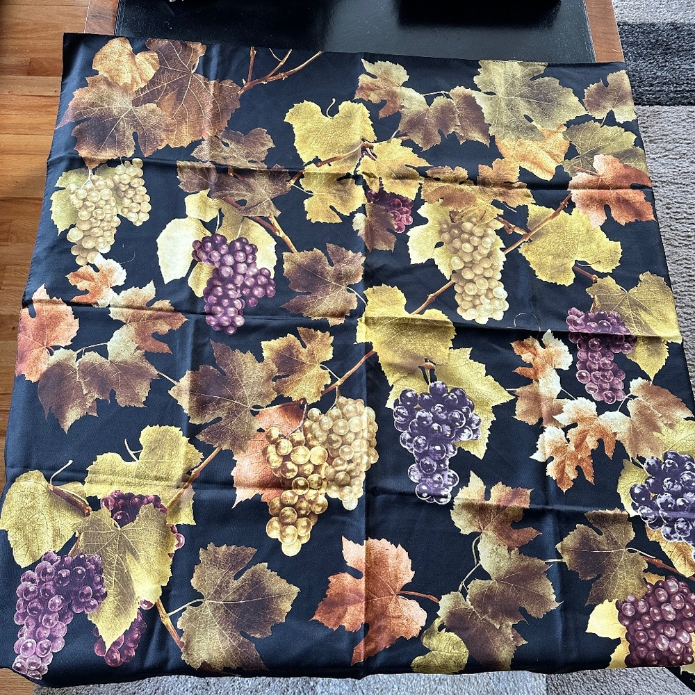Echo Silk Scarf Autumn Vineyard 35 Inch Square Black Orange Beautiful - Picture 3 of 10